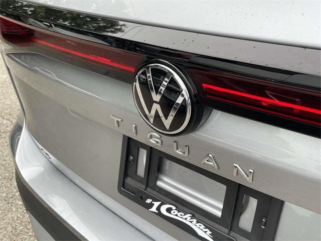 new 2025 Volkswagen Tiguan car, priced at $35,543