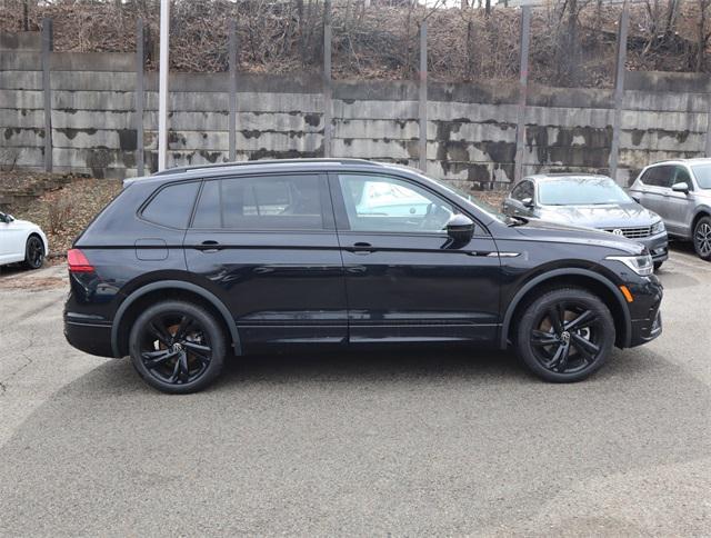 new 2024 Volkswagen Tiguan car, priced at $35,006