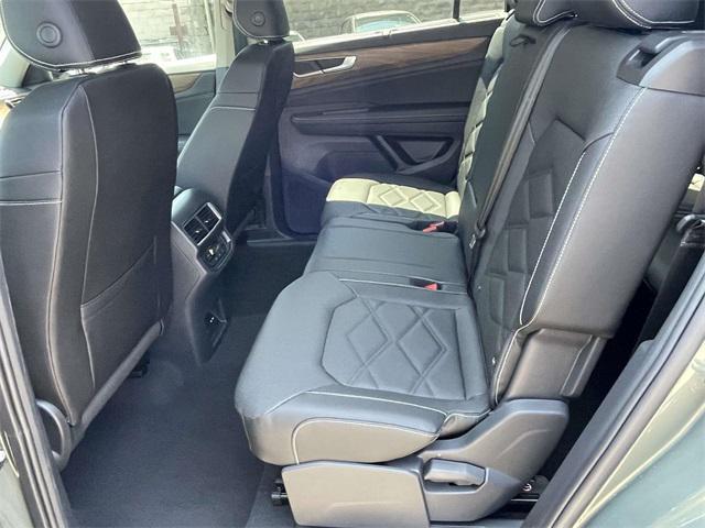 new 2025 Volkswagen Atlas car, priced at $44,886