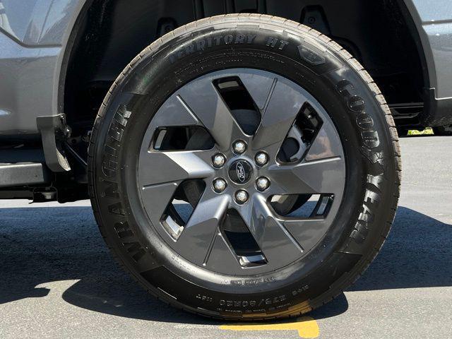 new 2025 Ford F-150 Lightning car, priced at $66,267