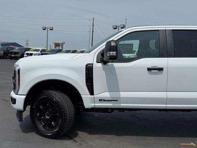 new 2025 Ford F-350 car, priced at $71,215