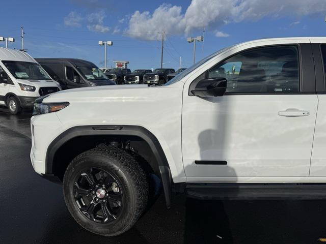 used 2024 GMC Canyon car, priced at $35,998