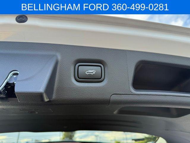 used 2022 Hyundai SANTA FE HEV car, priced at $23,867