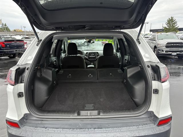 used 2019 Jeep Cherokee car, priced at $16,991