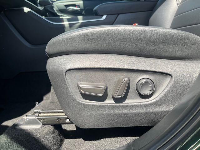 used 2024 Toyota Highlander car, priced at $43,495