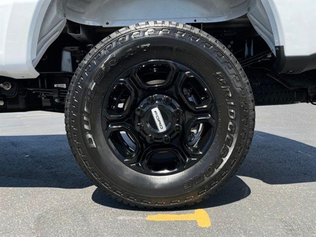 new 2025 Ford F-350 car, priced at $61,200