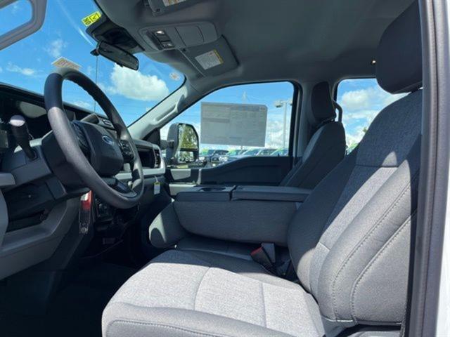 new 2025 Ford F-350 car, priced at $61,200