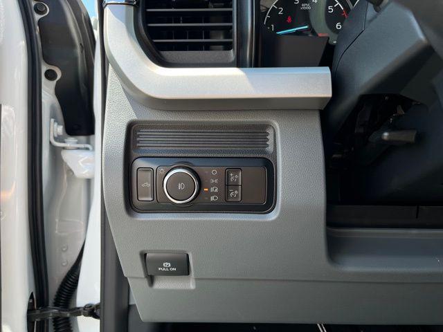 new 2025 Ford F-350 car, priced at $58,699