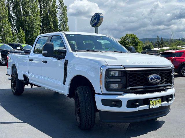 new 2025 Ford F-350 car, priced at $58,699
