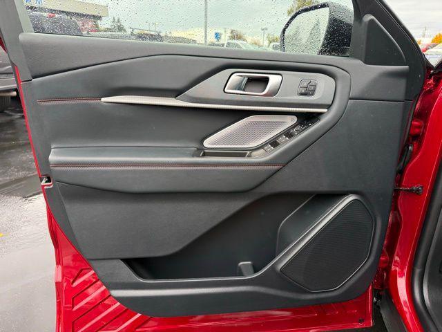 new 2025 Ford Explorer car, priced at $63,050