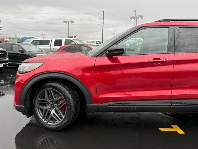 new 2025 Ford Explorer car, priced at $63,050