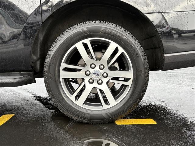 used 2024 Ford Expedition Max car, priced at $50,991