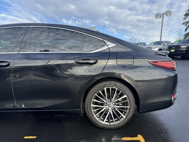 used 2023 Lexus ES 300h car, priced at $36,651