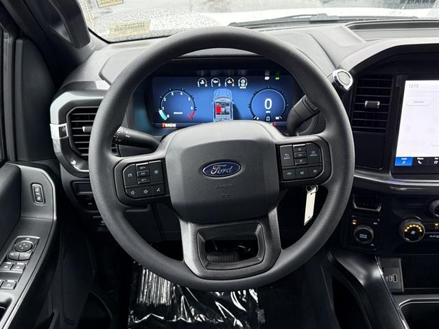 new 2025 Ford F-150 car, priced at $51,960