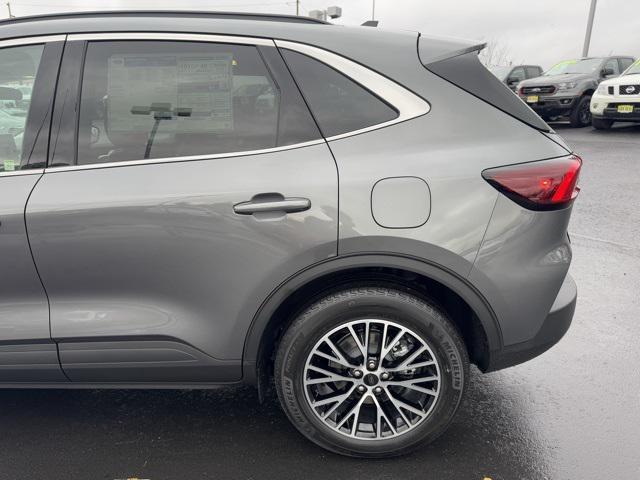 new 2025 Ford Escape car, priced at $41,205