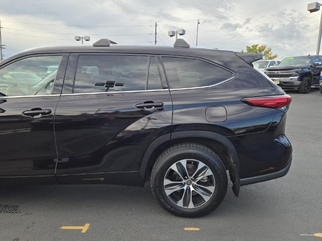 used 2021 Toyota Highlander car, priced at $36,345