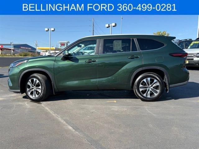 used 2024 Toyota Highlander car, priced at $39,991