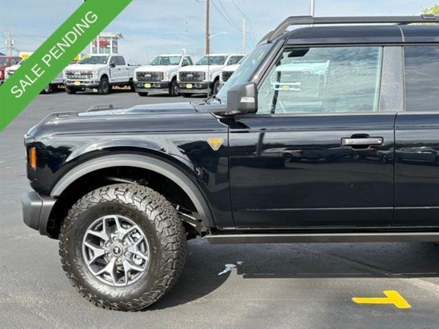 new 2025 Ford Bronco car, priced at $59,160
