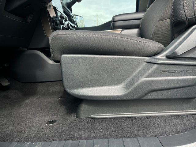 new 2025 Ford F-150 car, priced at $51,372