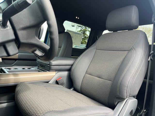 new 2025 Ford F-150 car, priced at $51,372