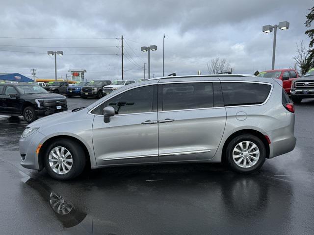 used 2018 Chrysler Pacifica car, priced at $16,250