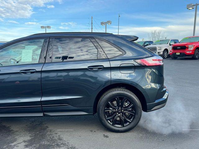 new 2024 Ford Edge car, priced at $41,066