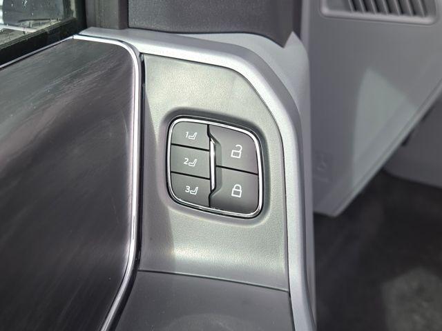 new 2025 Ford F-150 car, priced at $60,808