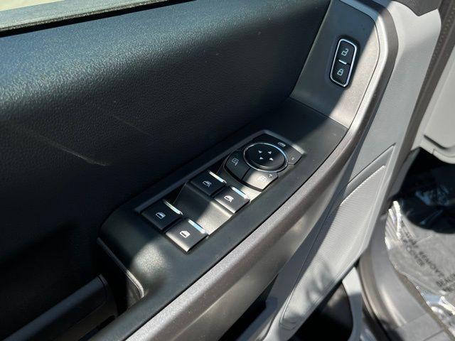 new 2025 Ford F-350 car, priced at $71,575