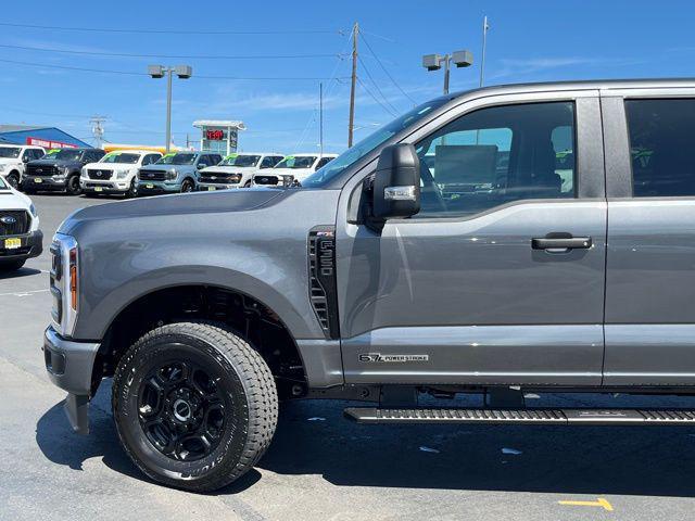 new 2025 Ford F-350 car, priced at $71,575