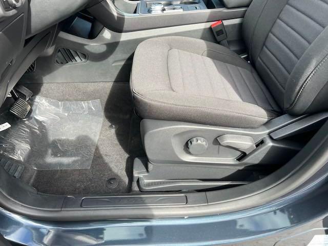 new 2024 Ford Edge car, priced at $40,911