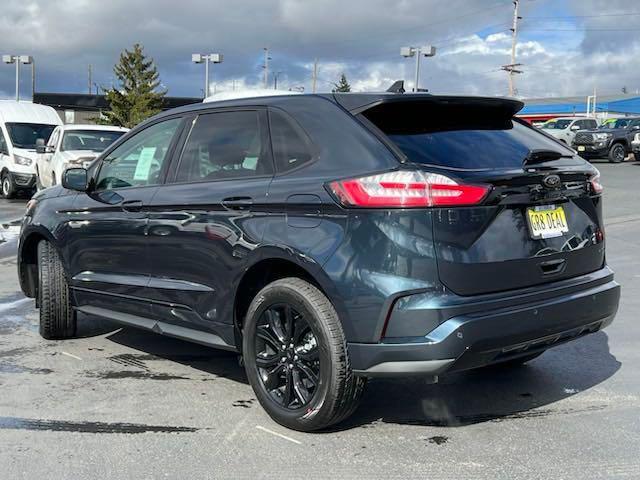 new 2024 Ford Edge car, priced at $40,911