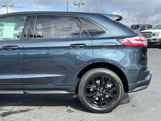 new 2024 Ford Edge car, priced at $40,911