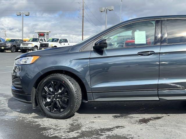 new 2024 Ford Edge car, priced at $39,910