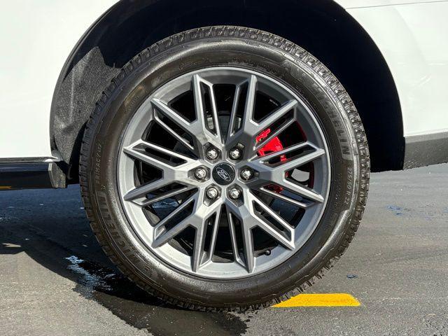 new 2025 Ford Expedition car, priced at $84,930