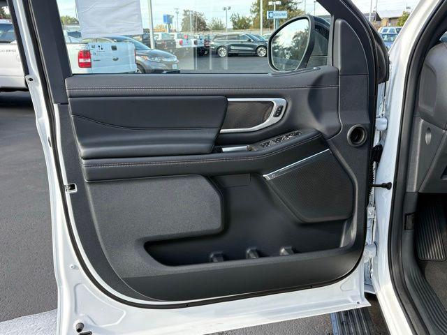 new 2025 Ford Expedition car, priced at $84,930