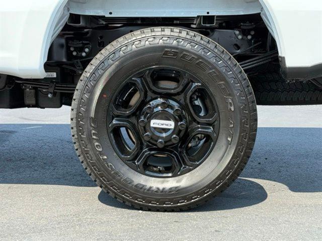 new 2025 Ford F-350 car, priced at $58,100