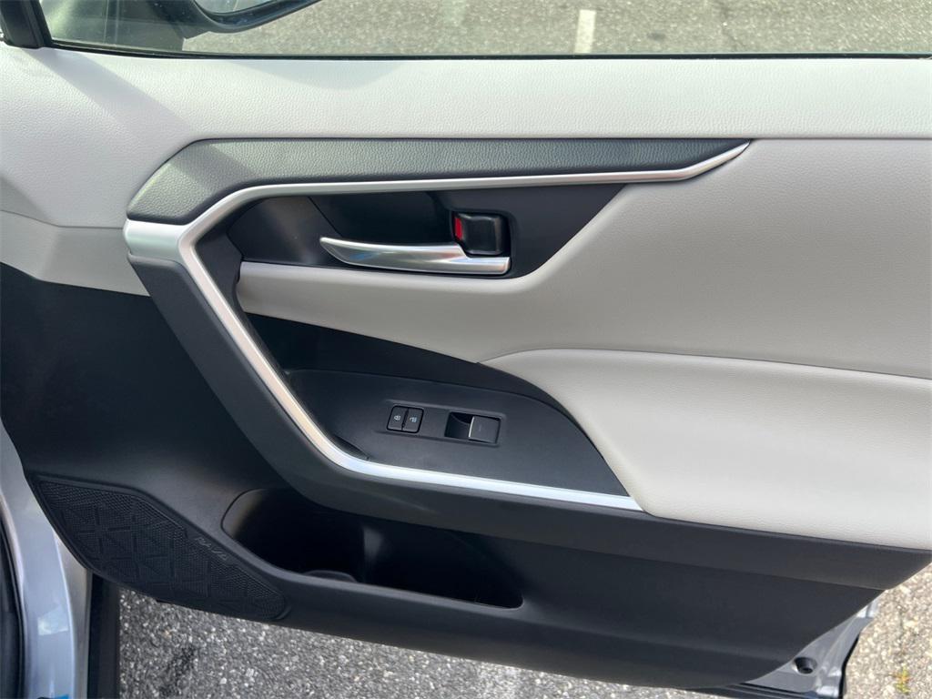 new 2025 Toyota RAV4 car, priced at $39,158