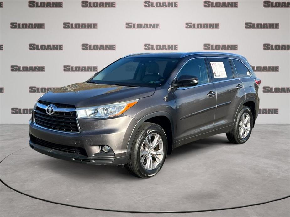 used 2015 Toyota Highlander car, priced at $16,386