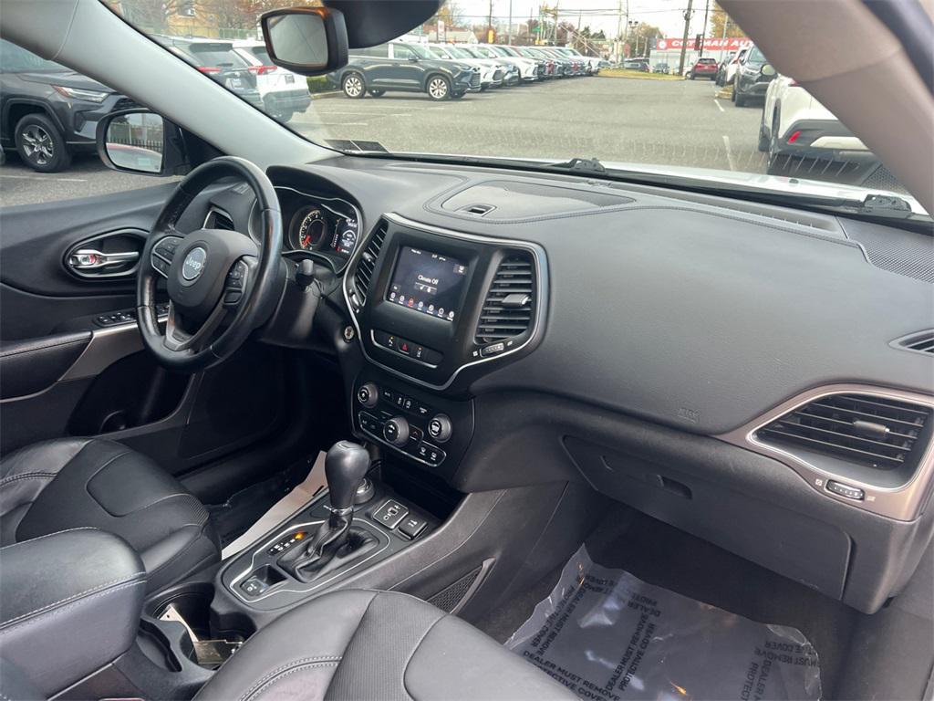 used 2021 Jeep Cherokee car, priced at $19,499