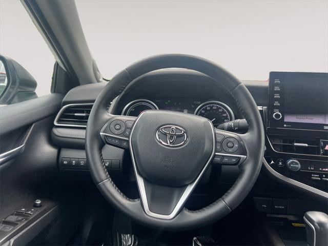 used 2022 Toyota Camry Hybrid car, priced at $28,201
