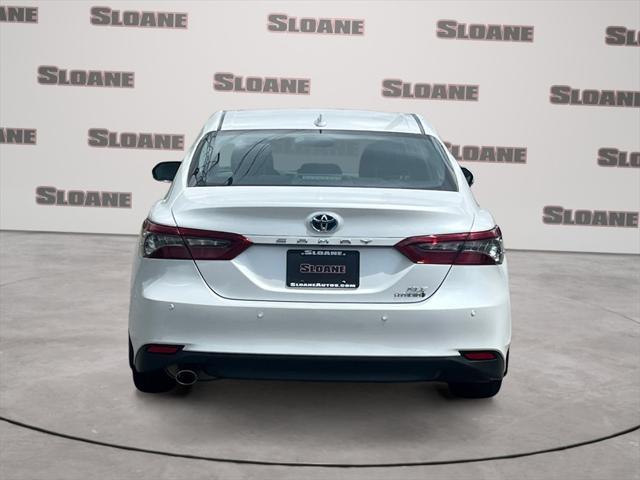 used 2022 Toyota Camry Hybrid car, priced at $28,201