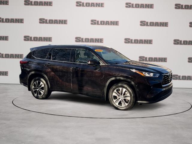 used 2020 Toyota Highlander car, priced at $29,863