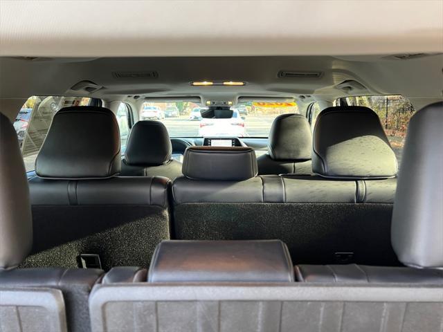 used 2020 Toyota Highlander car, priced at $29,863