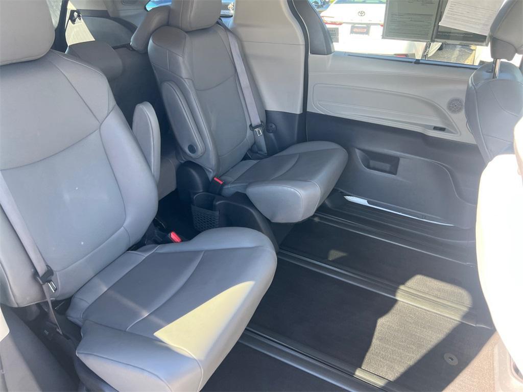 used 2022 Toyota Sienna car, priced at $36,275