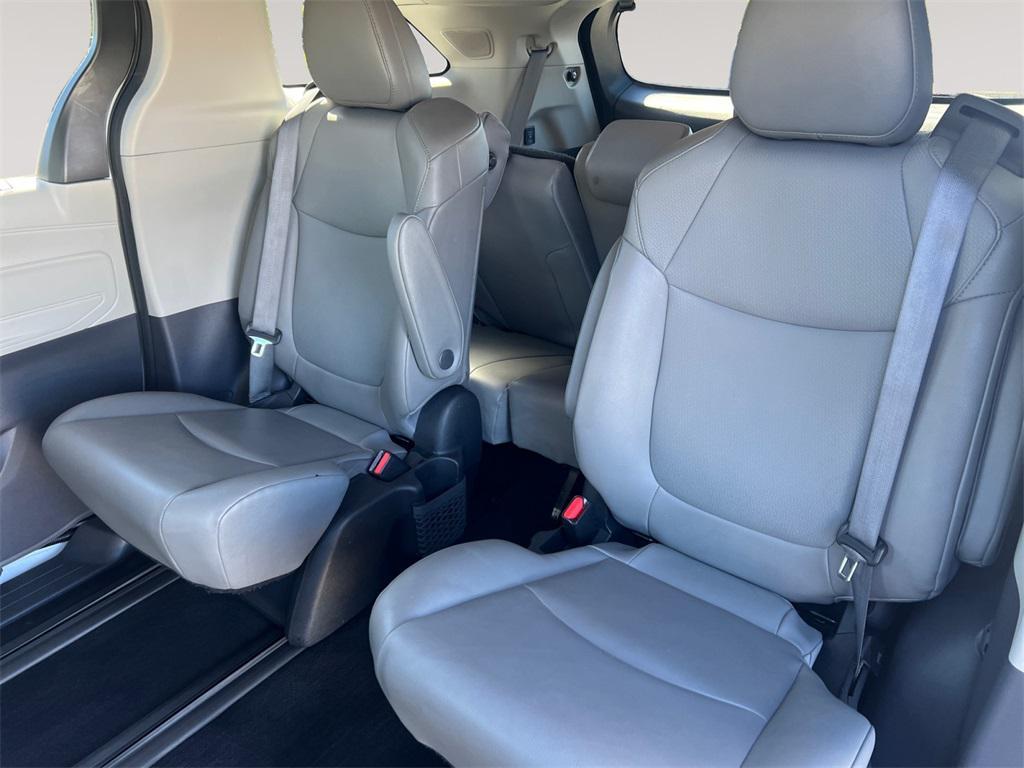 used 2022 Toyota Sienna car, priced at $36,275