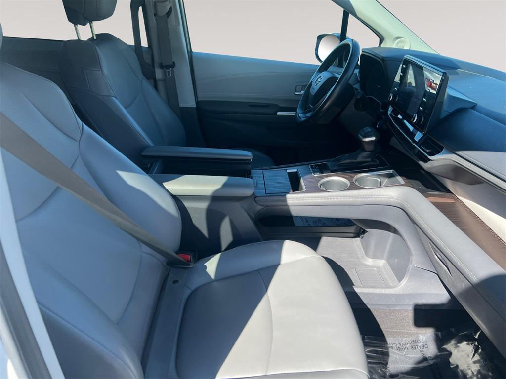 used 2022 Toyota Sienna car, priced at $36,275