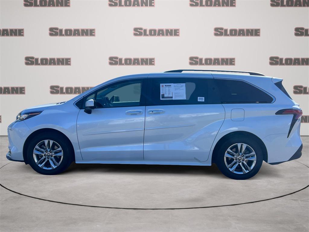 used 2022 Toyota Sienna car, priced at $36,275
