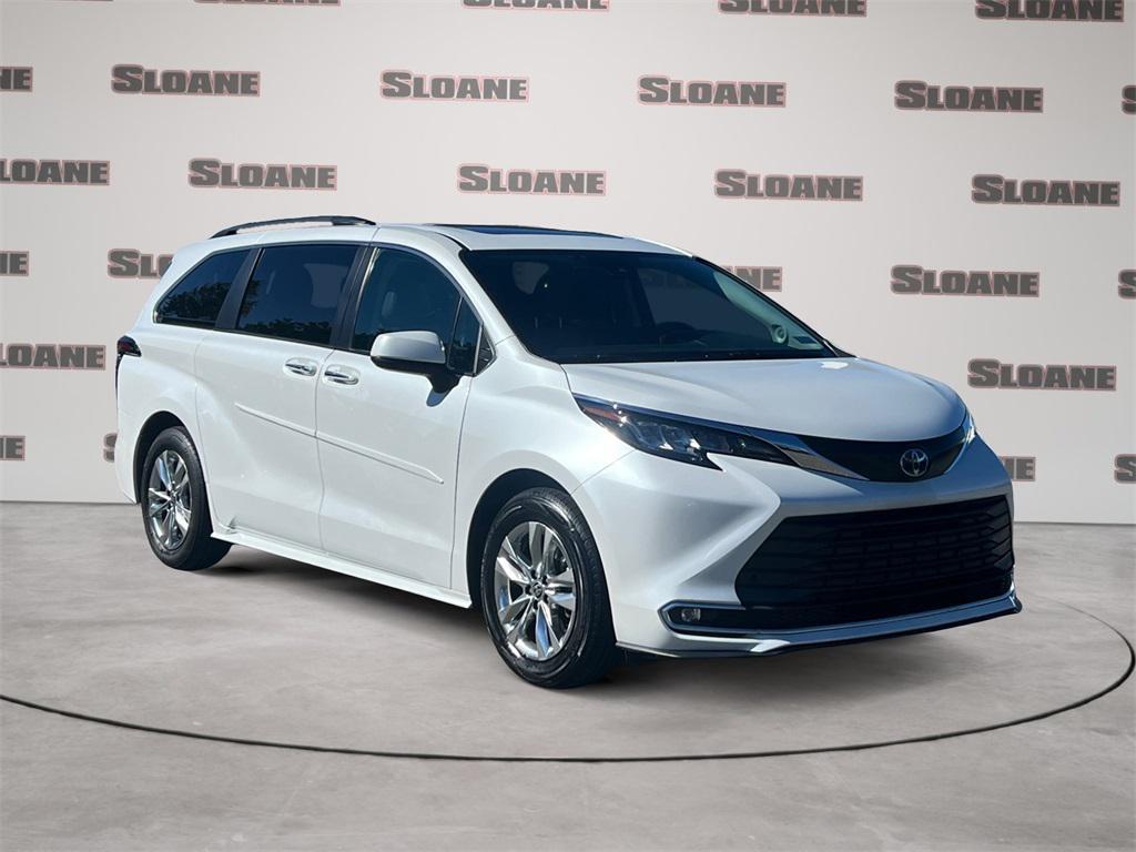 used 2022 Toyota Sienna car, priced at $36,275