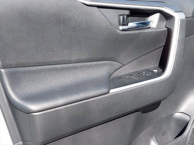 used 2020 Toyota RAV4 car, priced at $19,265