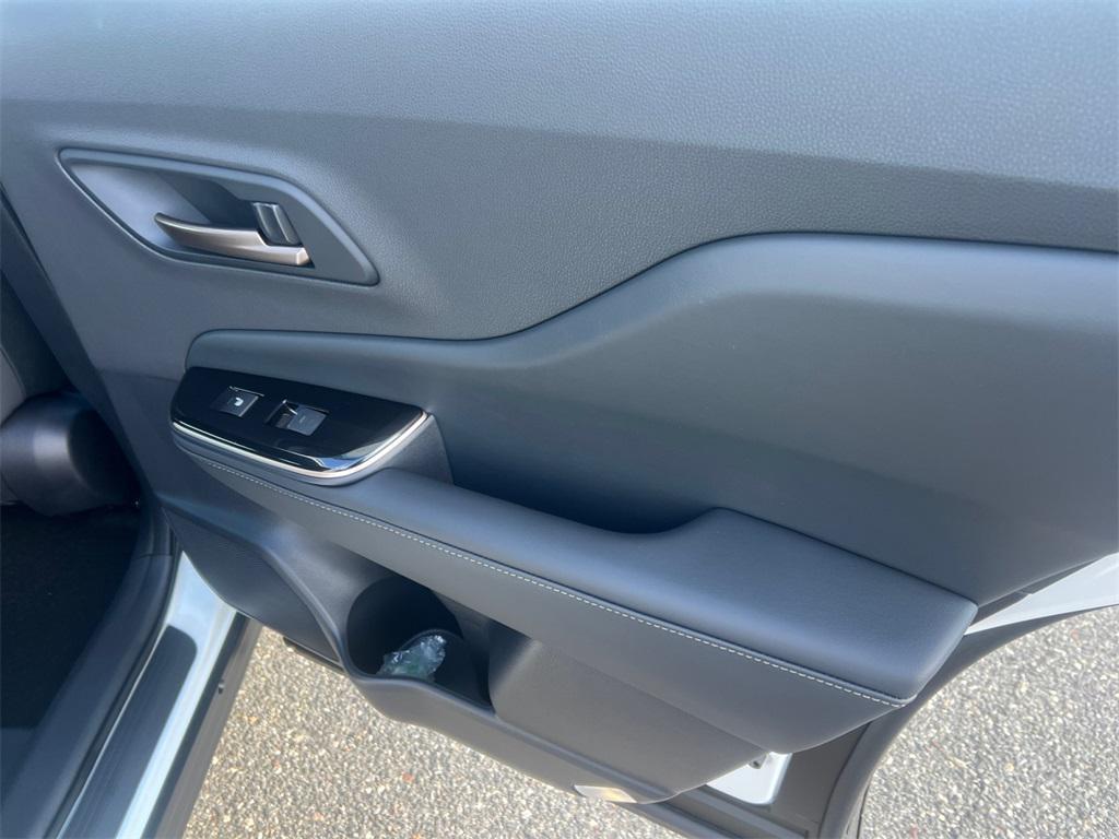 new 2025 Toyota Crown Signia car, priced at $46,945